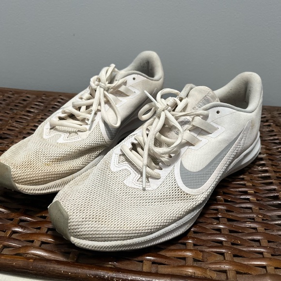 Nike White Athletic Shoes - Picture 1 of 8